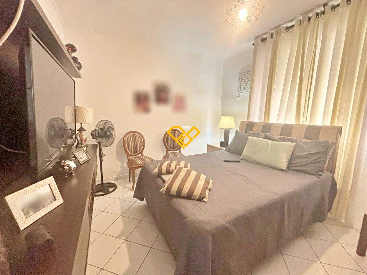 Apartamento à venda no Ponta da Praia: Dormitório 1