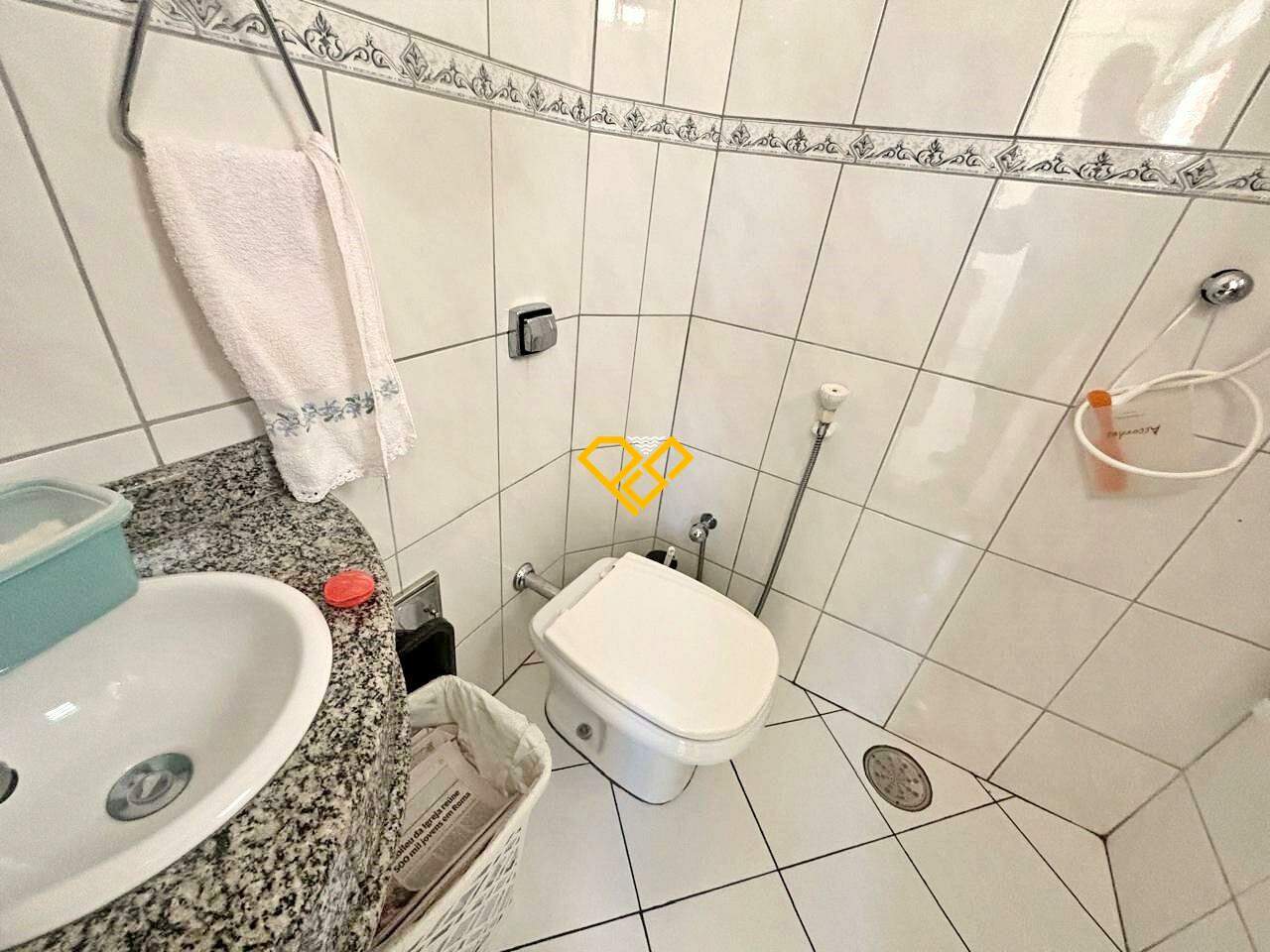 Apartamento à venda no Ponta da Praia: Wc de serviço