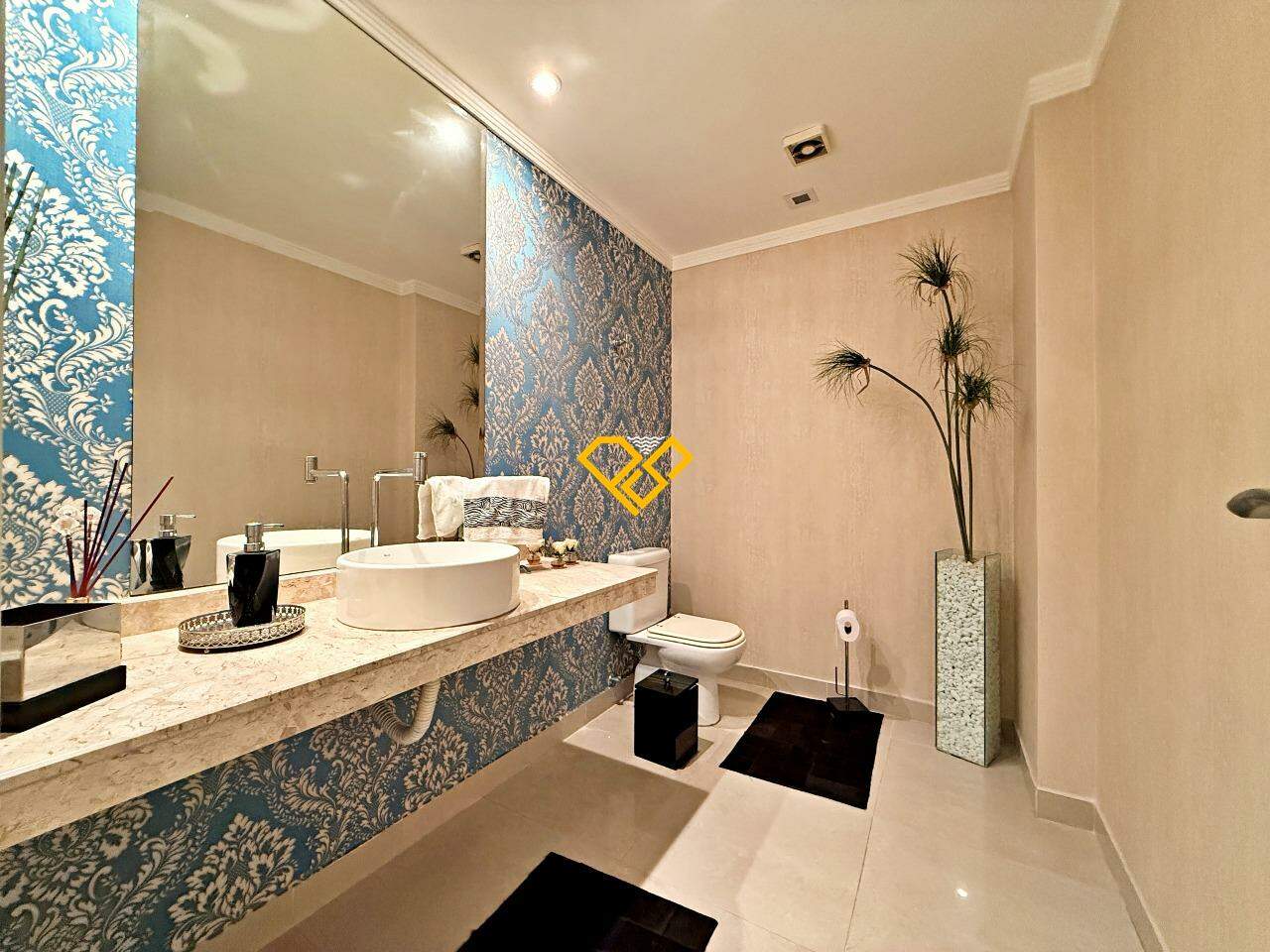 Apartamento à venda no Embaré: Lavabo