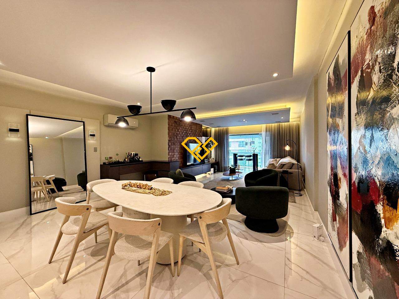 Apartamento à venda no Embaré: Sala