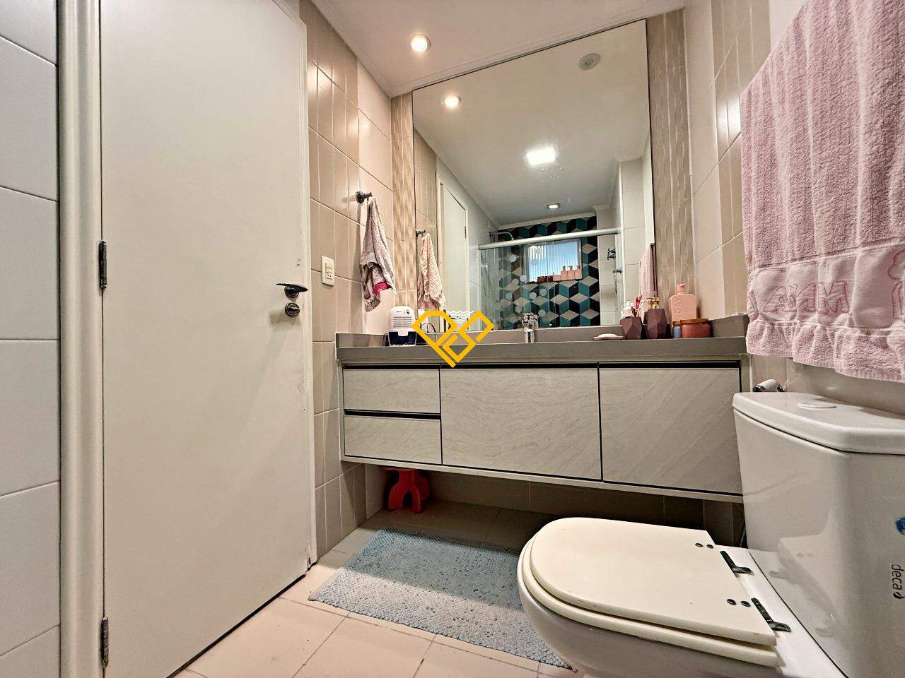 Apartamento à venda no Embaré: Wc suíte 3