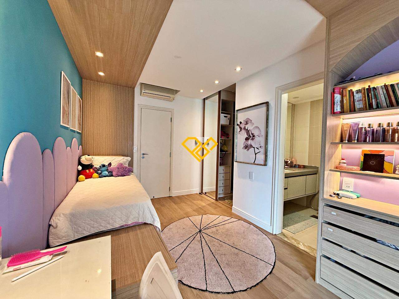 Apartamento à venda no Embaré: Suíte 3