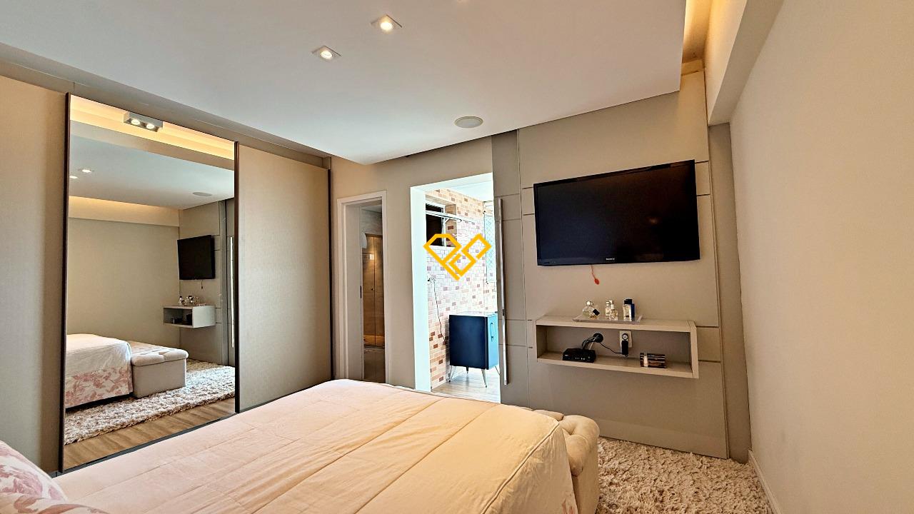 Apartamento à venda no Ponta da Praia: Suíte 2