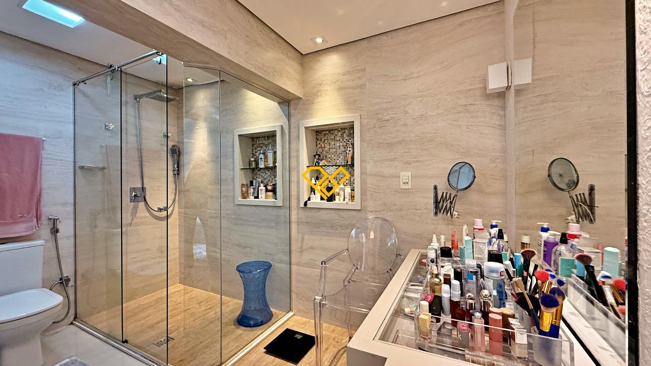 Apartamento à venda no Ponta da Praia: Wc suíte 2