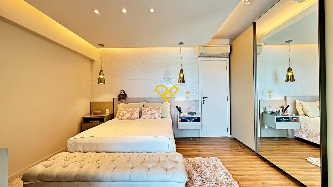 Apartamento à venda no Ponta da Praia: Suíte 2