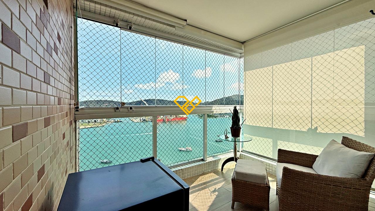 Apartamento à venda no Ponta da Praia: Varanda