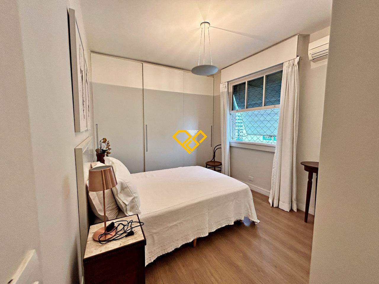 Apartamento à venda no Gonzaga: Dormitório 1 - suíte
