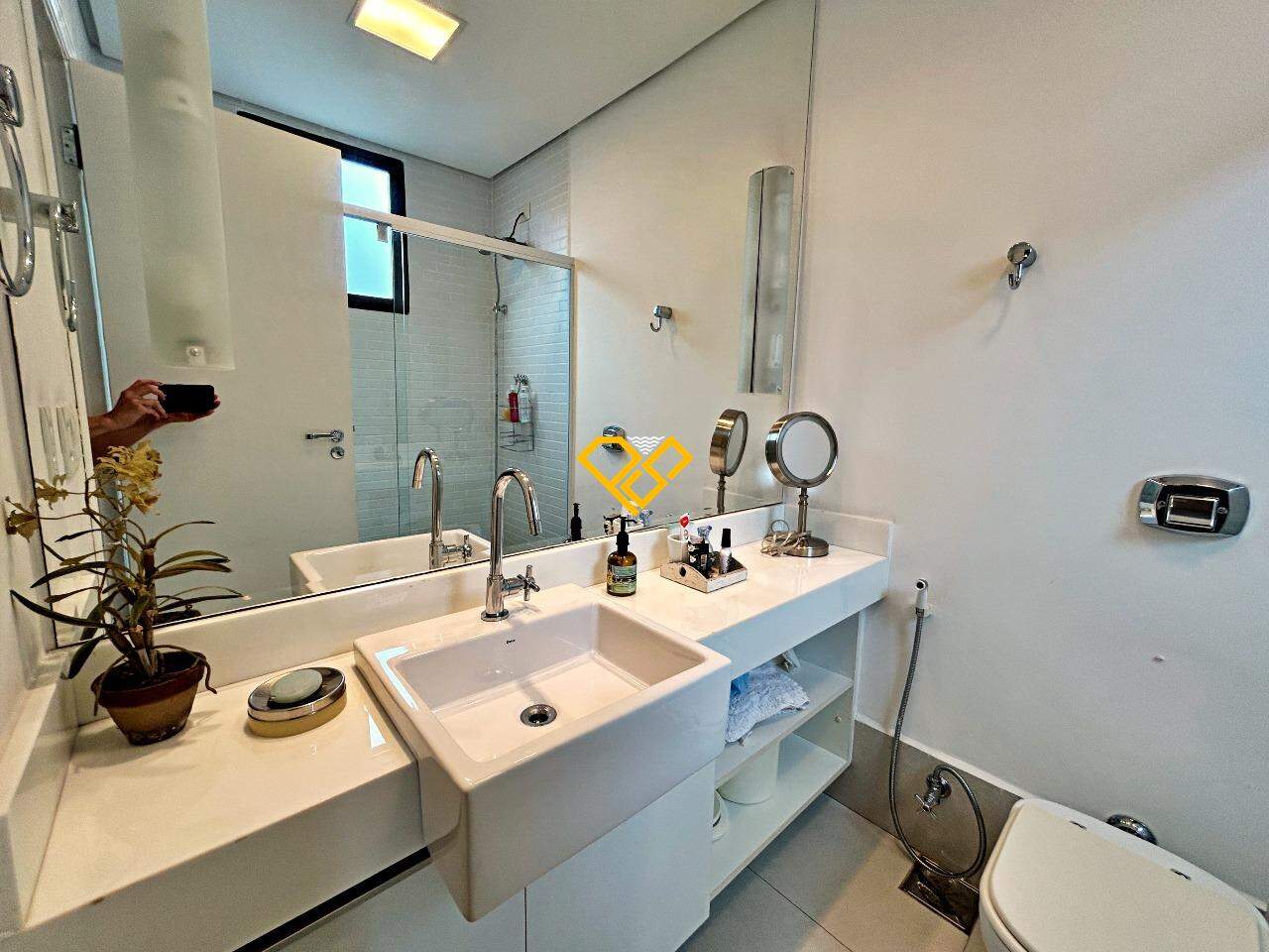 Apartamento à venda no Gonzaga: Wc suíte 2