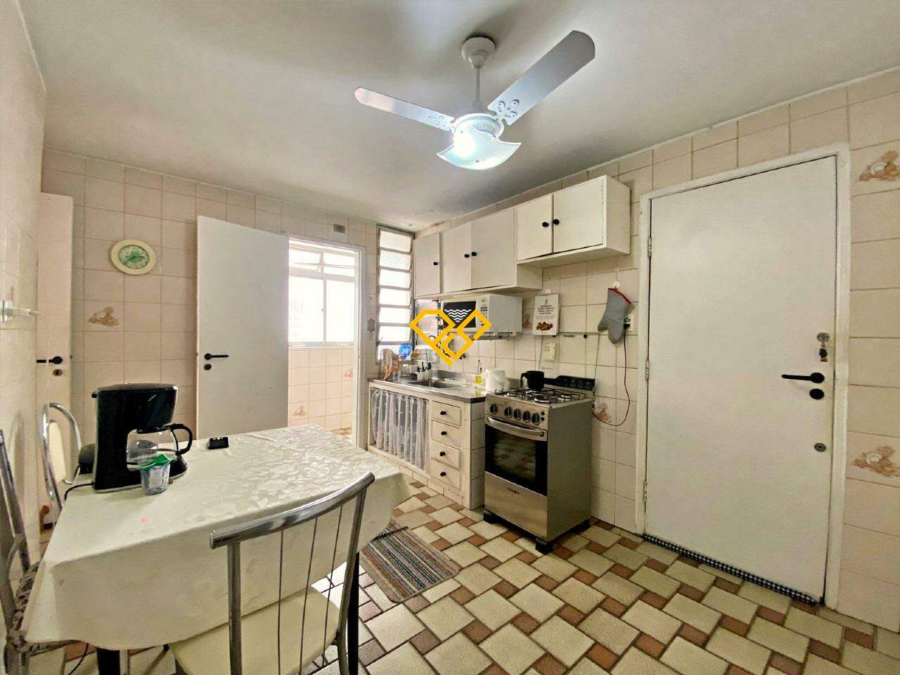 Apartamento à venda no Ponta da Praia: Cozinha