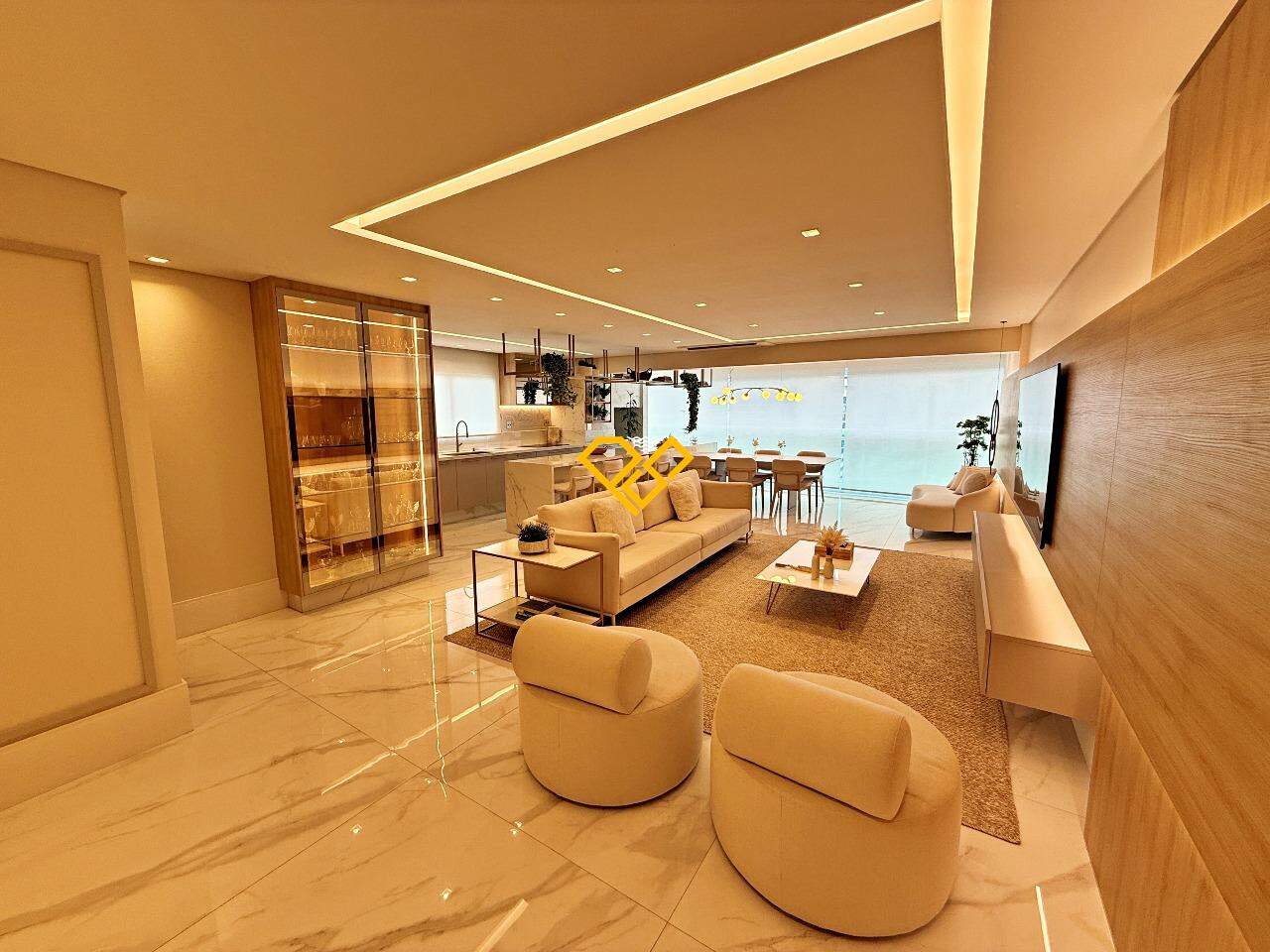 Apartamento à venda no Ponta da Praia: Sala