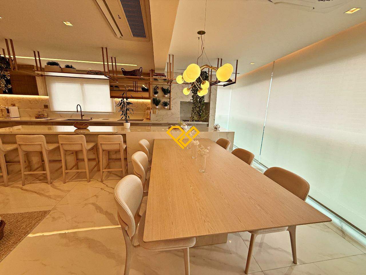 Apartamento à venda no Ponta da Praia: Varanda