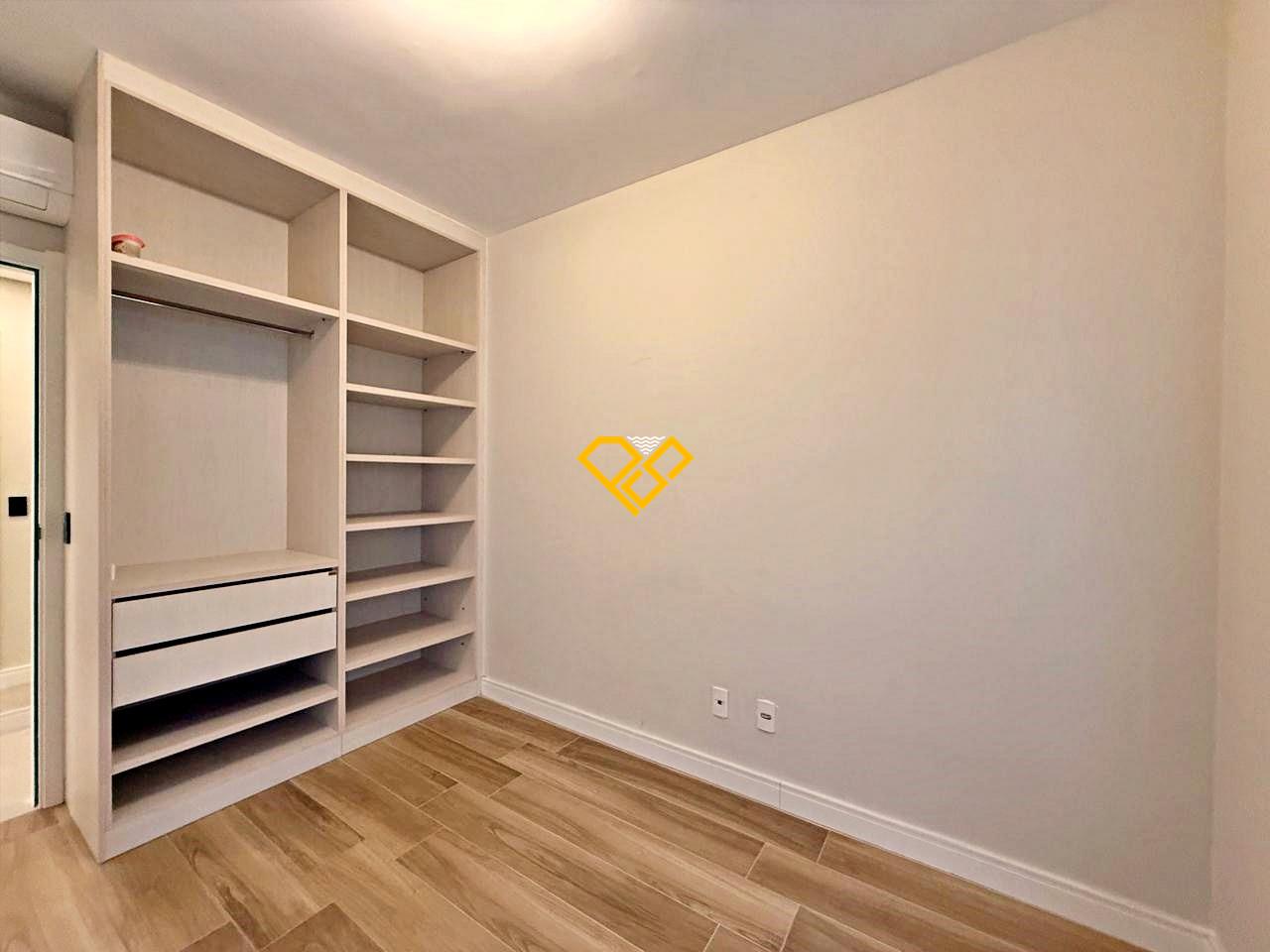 Apartamento à venda no Aparecida: Dormitório - suíte