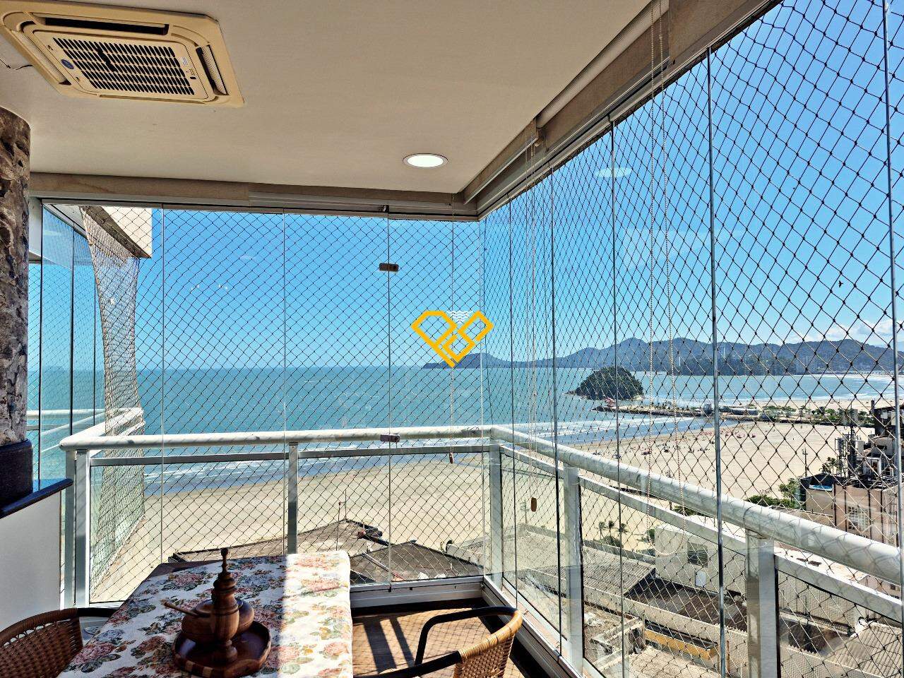 Apartamento à venda no Pompéia: Varanda