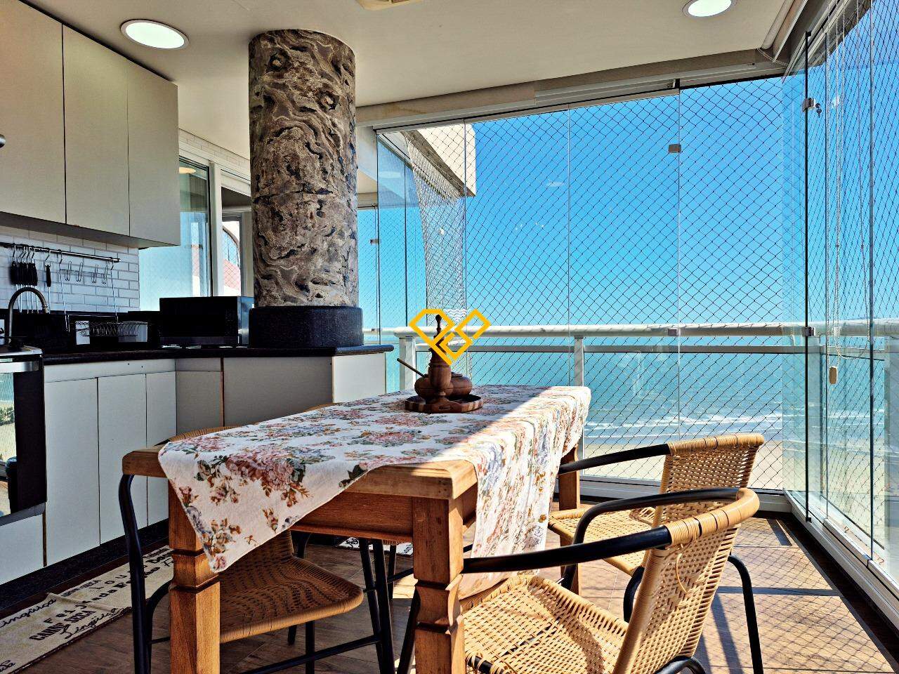 Apartamento à venda no Pompéia: Varanda