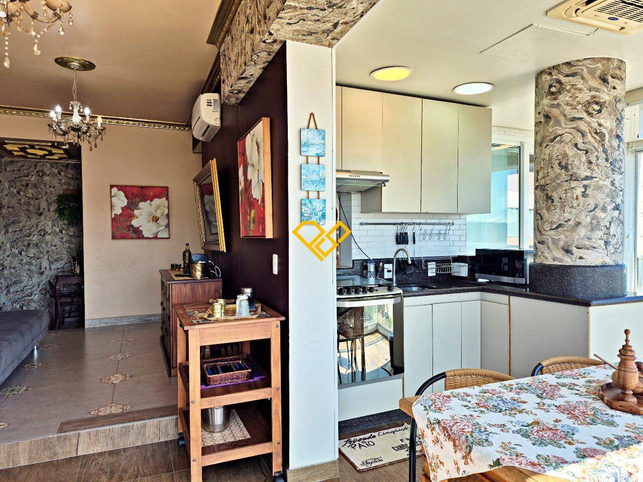 Apartamento à venda no Pompéia: Varanda
