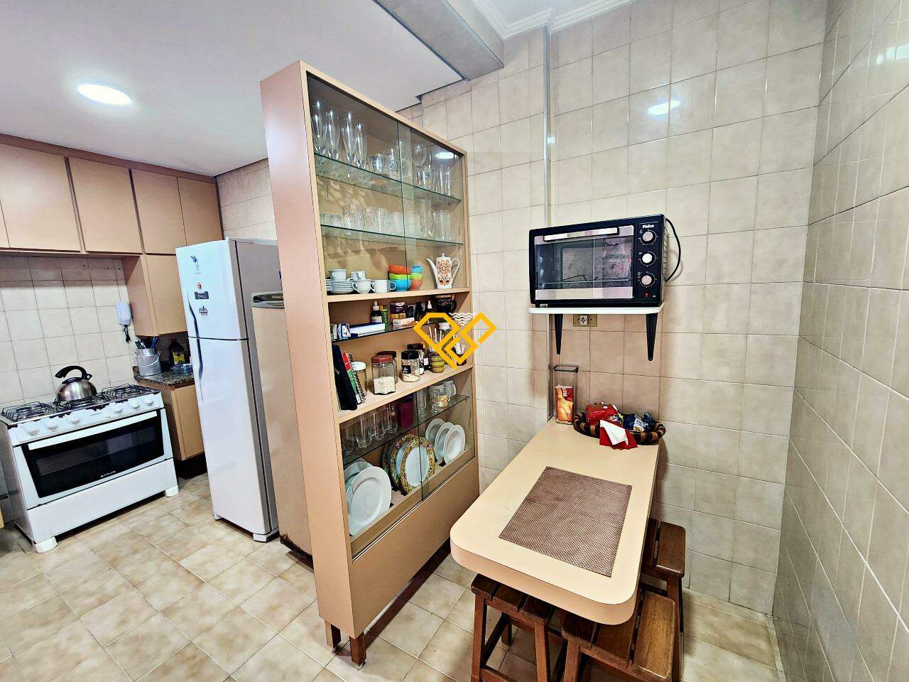 Apartamento à venda no Gonzaga: Cozinha