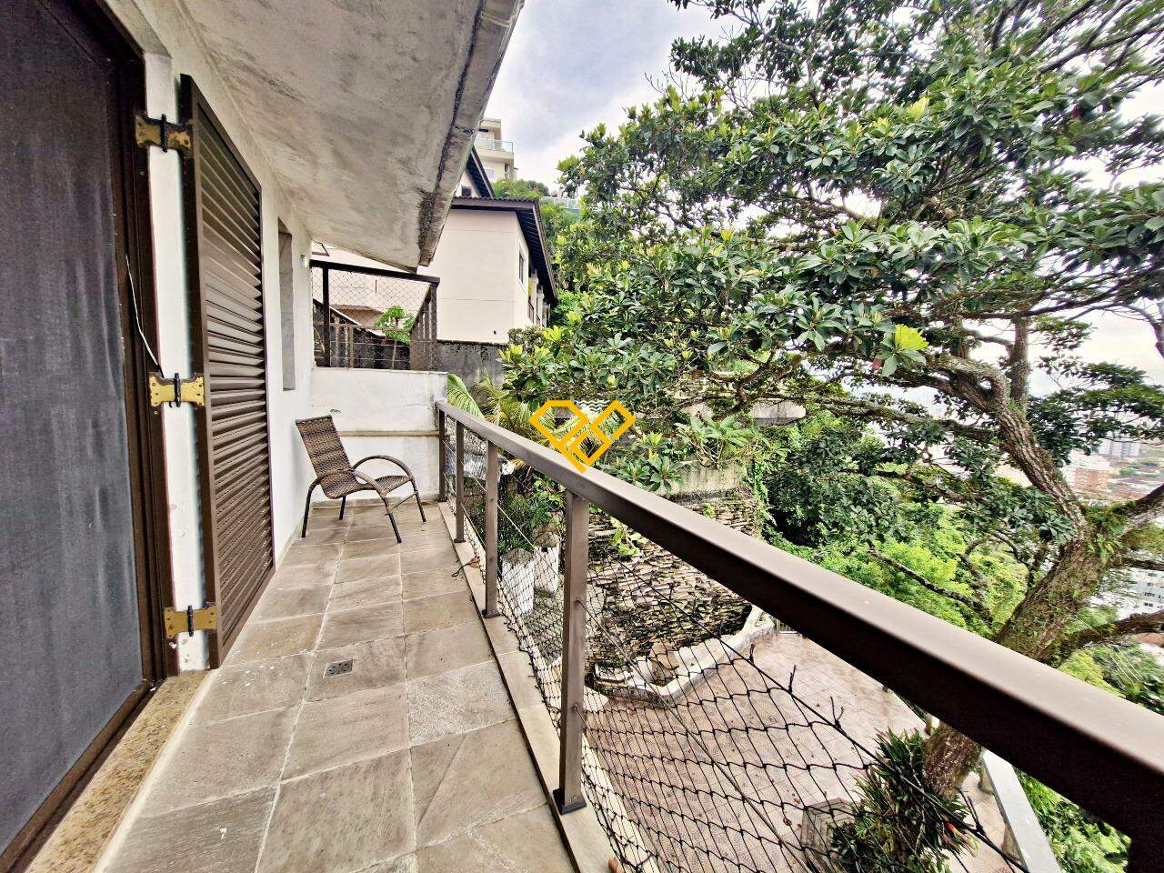 Casa para aluguel no Santa Terezinha: Varanda