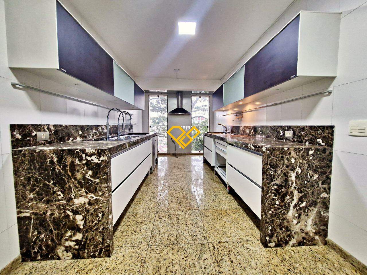 Casa para aluguel no Santa Terezinha: Cozinha