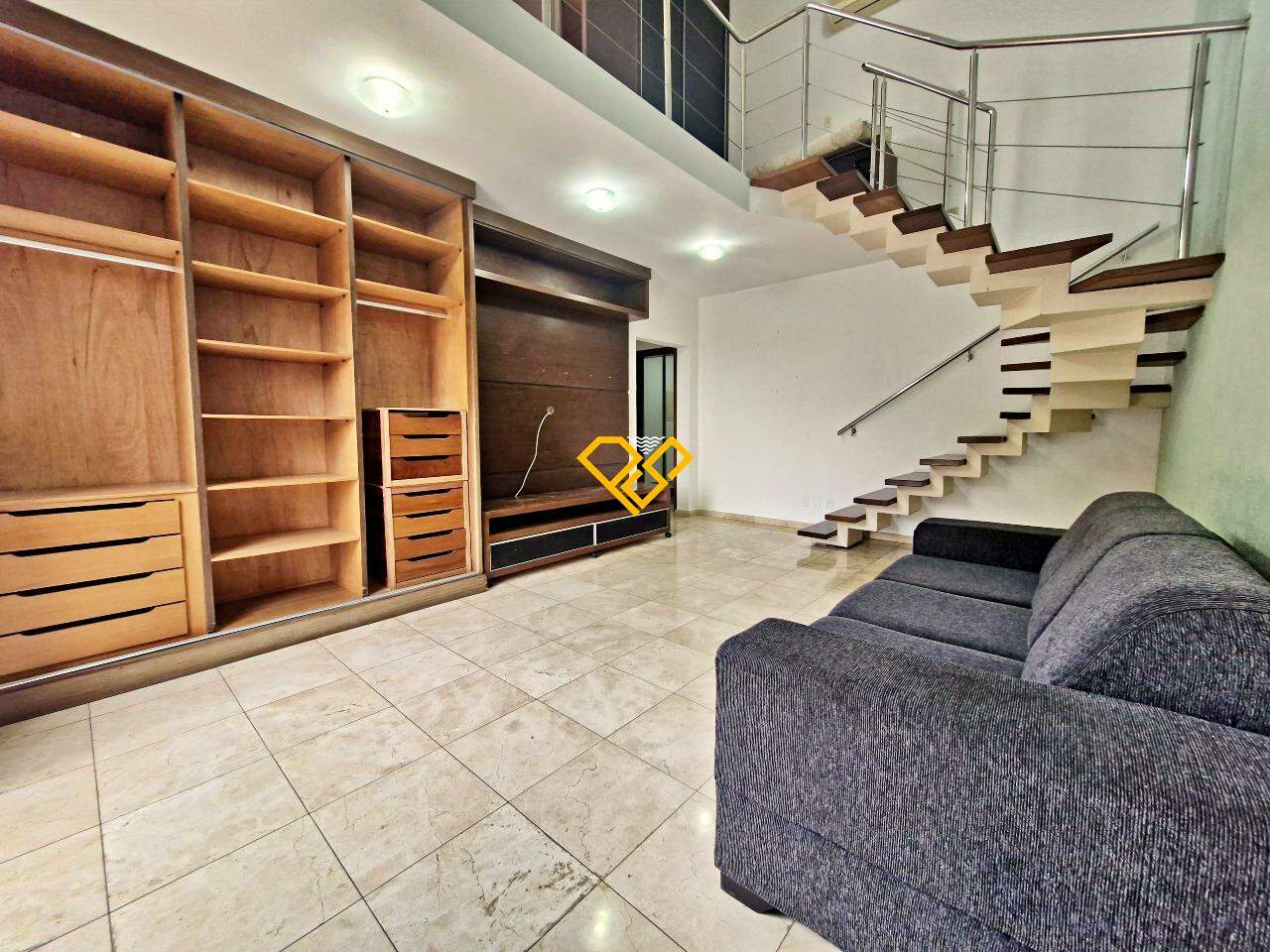 Casa para aluguel no Santa Terezinha: Loft 1
