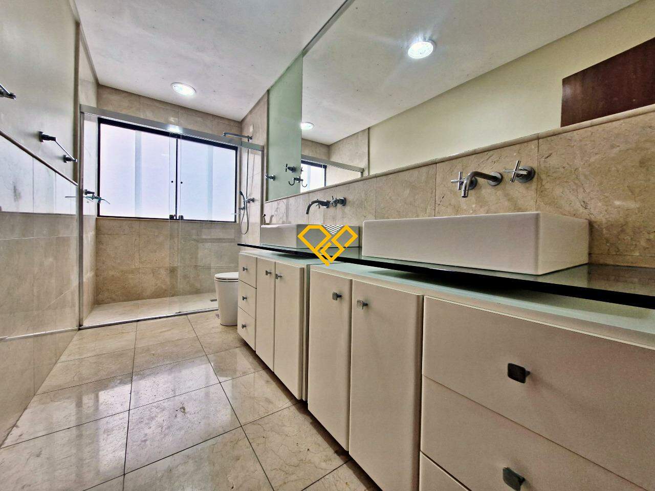 Casa para aluguel no Santa Terezinha: Wc loft 1