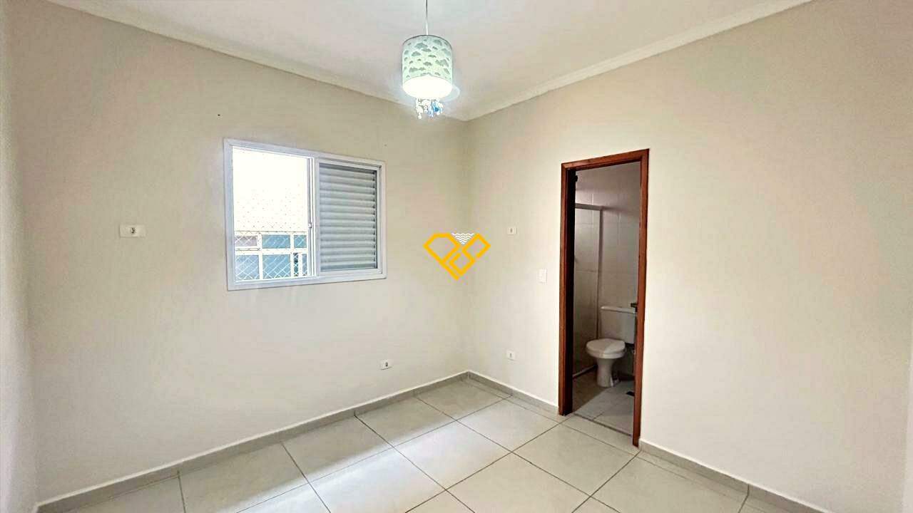 Casa à venda no Vila Mathias: Suíte 2