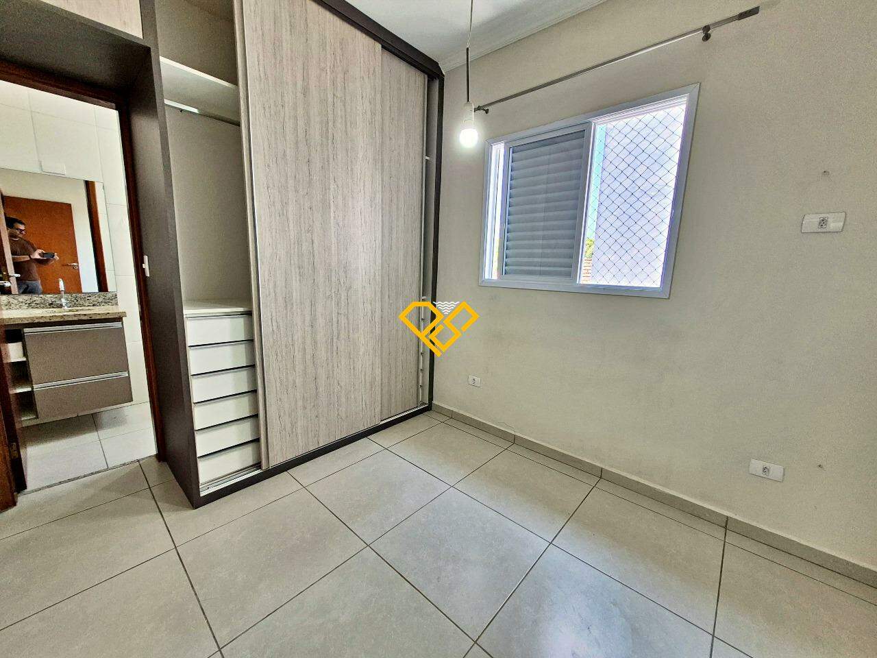 Casa à venda no Vila Mathias: Suíte 1