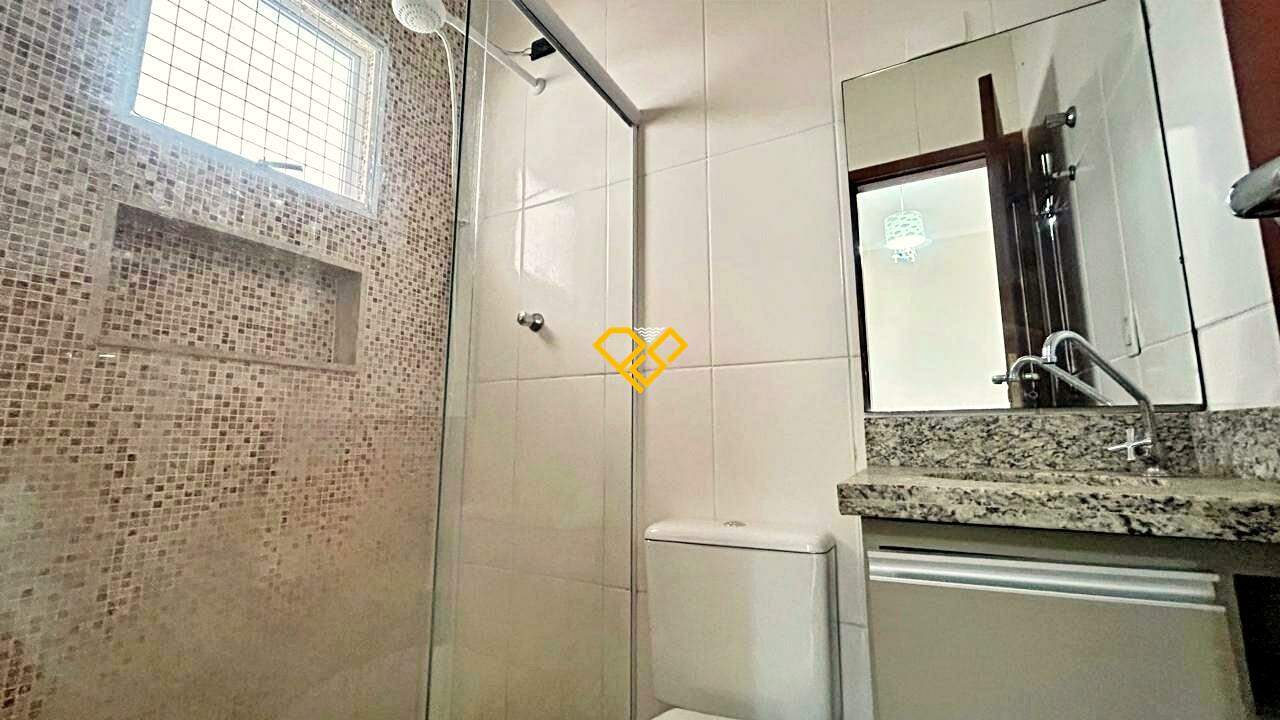 Casa à venda no Vila Mathias: Wc suíte 2