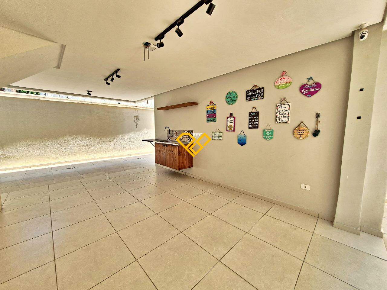 Casa à venda no Vila Mathias: Garagem