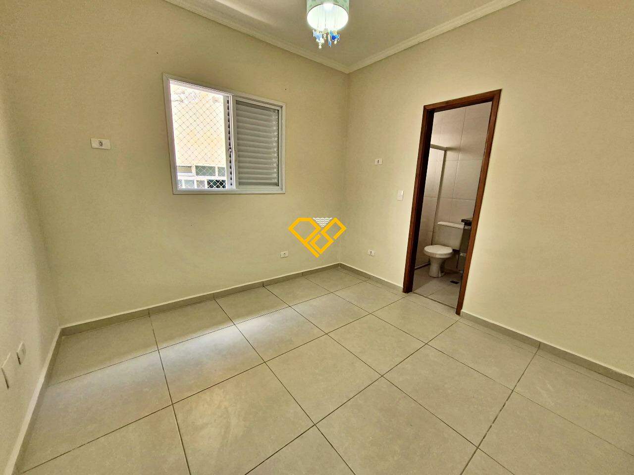 Casa à venda no Vila Mathias: Suíte 2