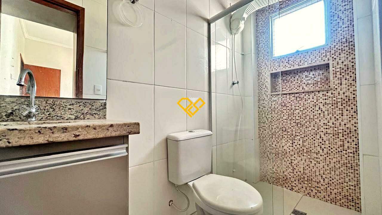 Casa à venda no Vila Mathias: Wc suíte 1