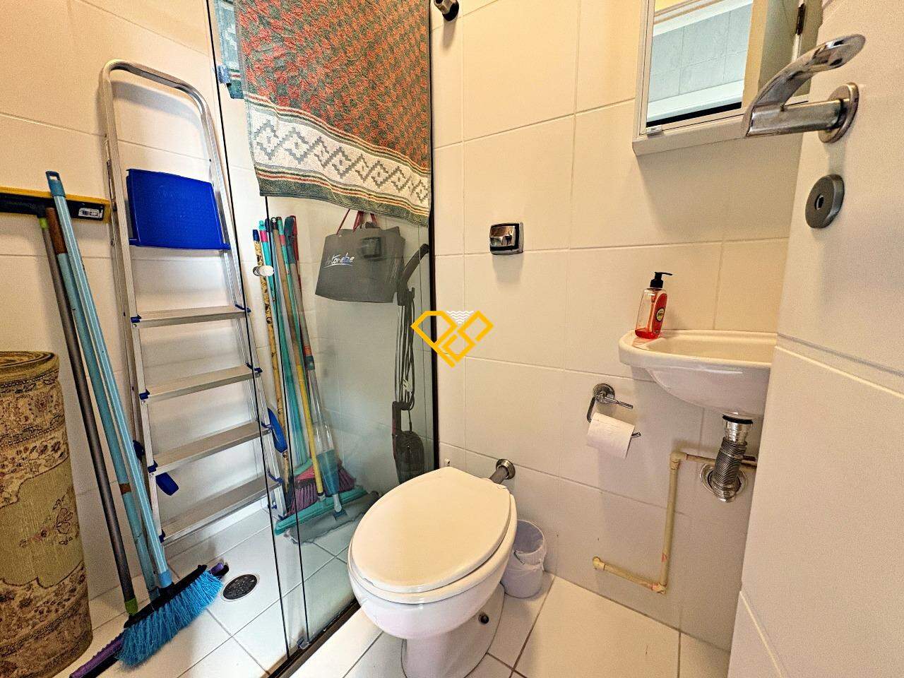 Apartamento à venda no Boqueirão: Wx de serviço