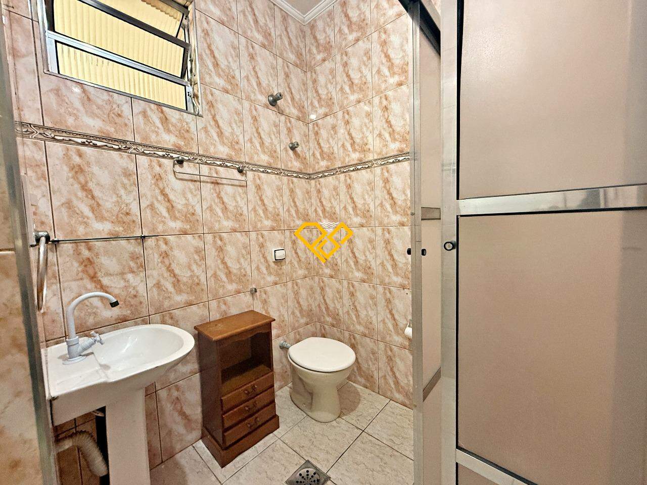 Sobrado à venda no Aparecida: Wc suíte