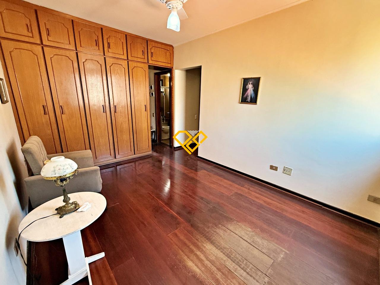Apartamento à venda no Boqueirão: Dormitório 1 - suíte