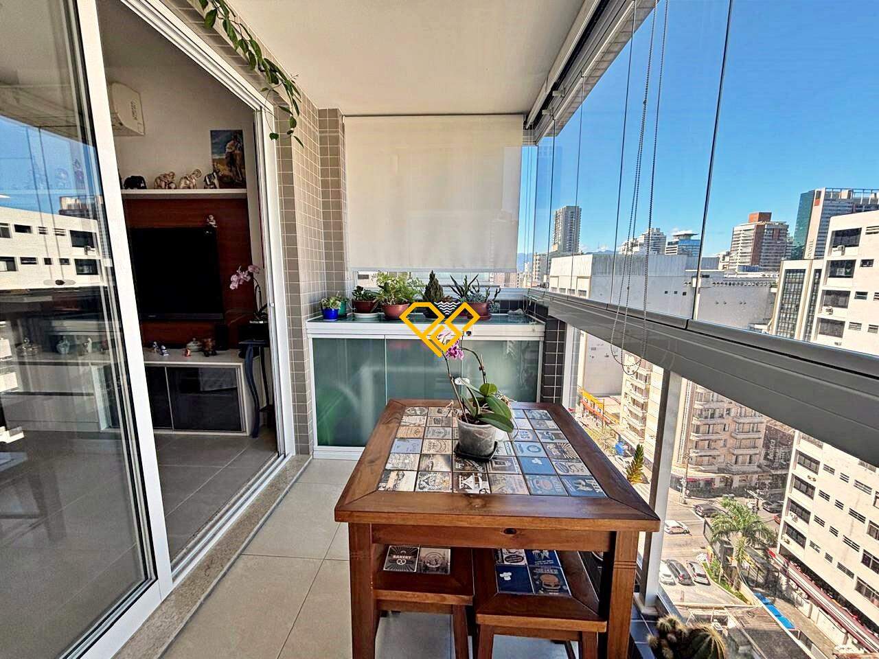 Apartamento à venda no Gonzaga: Varanda