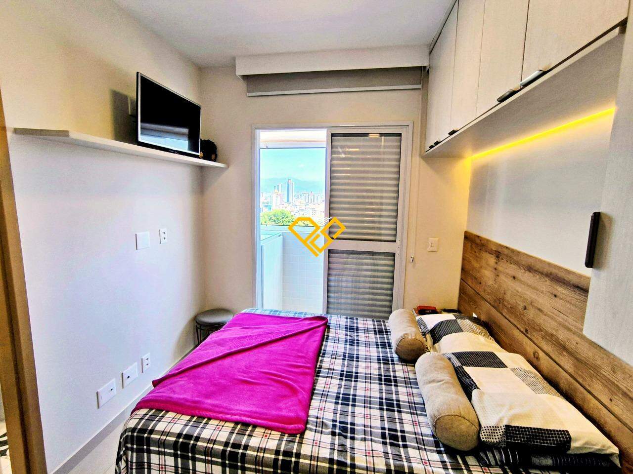 Apartamento à venda no Boqueirão: Dormitório 1 - Suíte