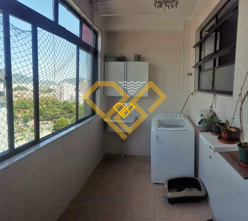 Cobertura à venda no Aparecida: área de serviço