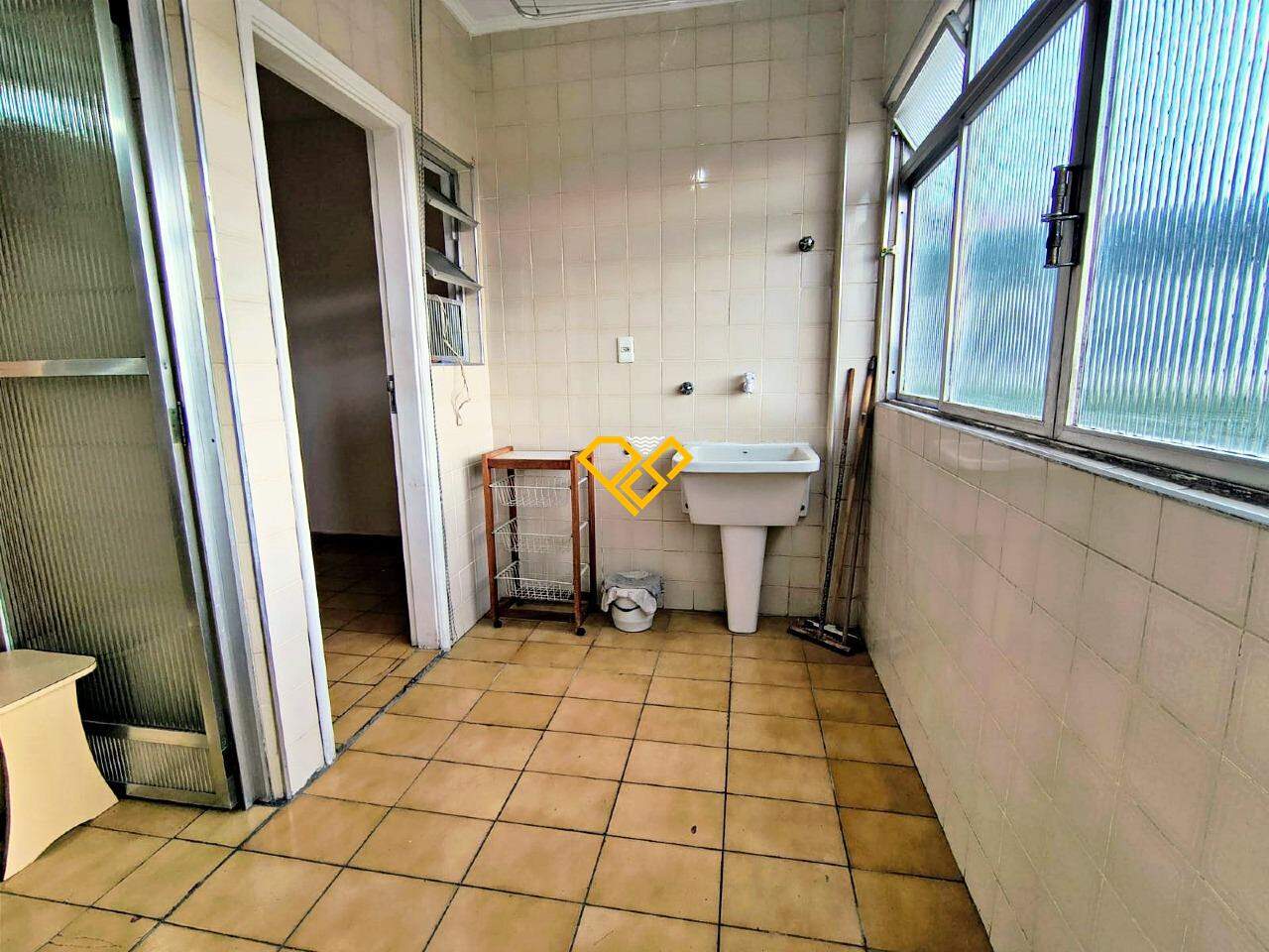 Apartamento à venda no Vila Belmiro: Área de serviço
