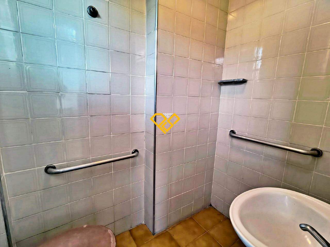 Apartamento à venda no Vila Belmiro: Wc de serviço