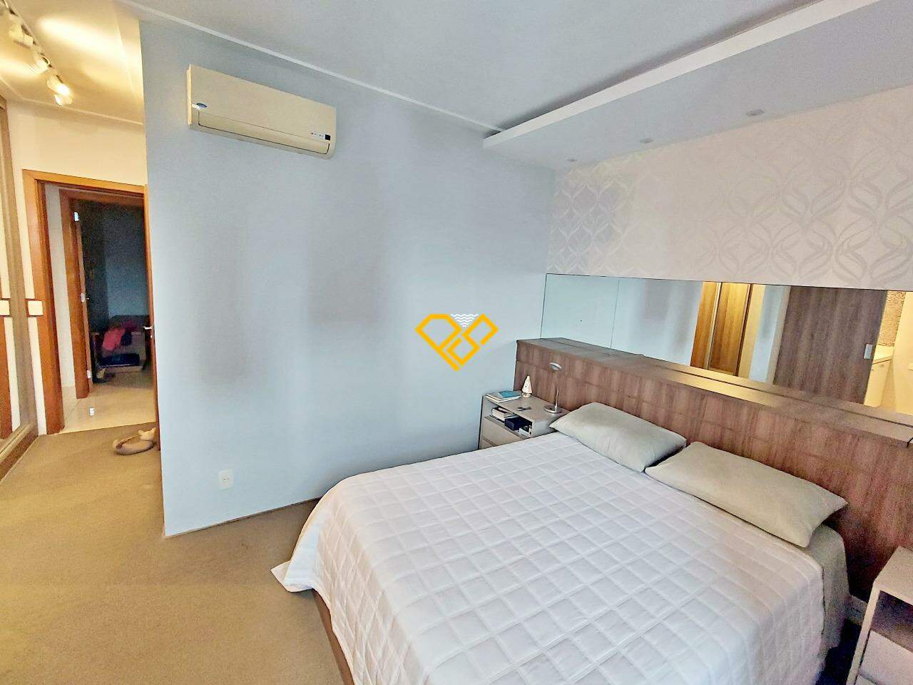 Apartamento à venda no Ponta da Praia: Dormitório 1 - suíte