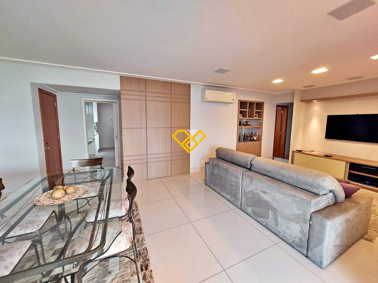 Apartamento à venda no Ponta da Praia: Sala