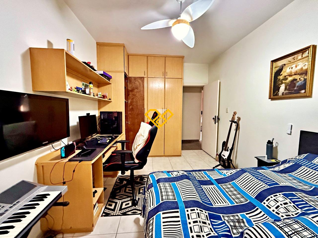 Apartamento à venda no José Menino: Dormitório 2