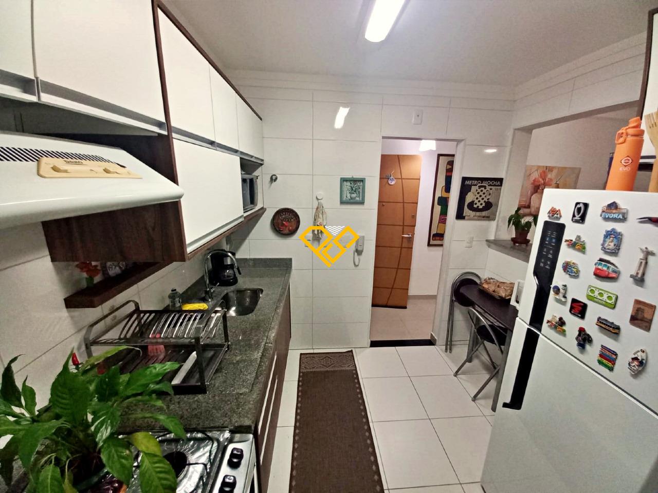 Apartamento à venda no Embaré: Cozinha