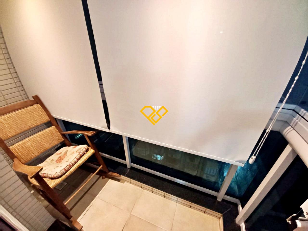 Apartamento à venda no Embaré: Varanda