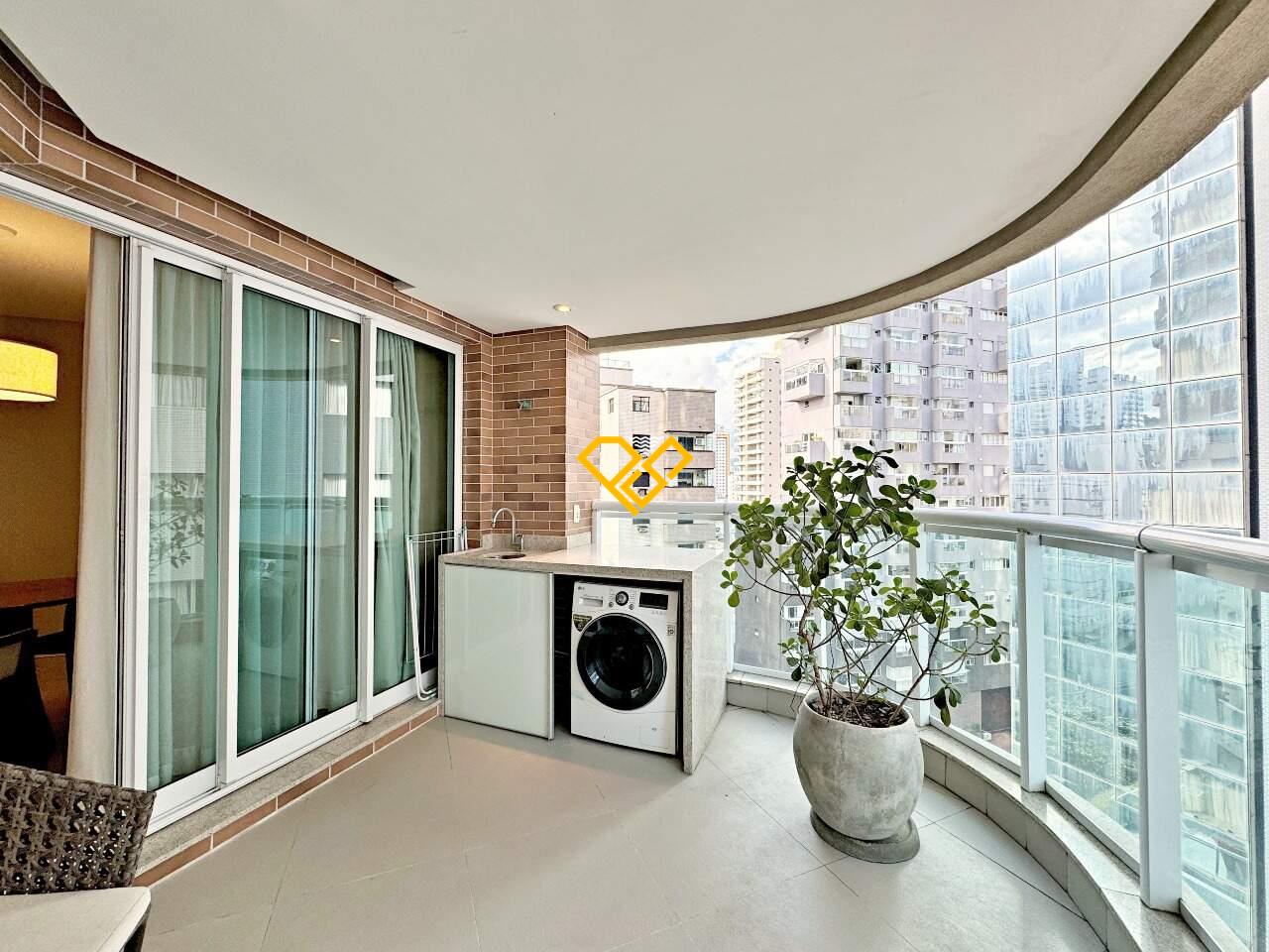 Apartamento para aluguel no Pompéia: Varanda