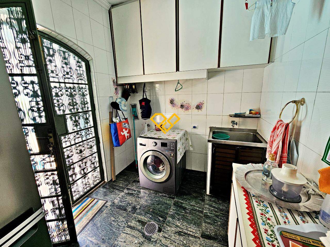 Casa à venda no Embaré: Área de serviço
