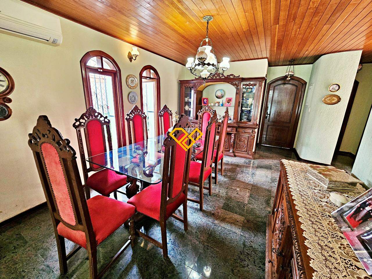Casa à venda no Embaré: Sala