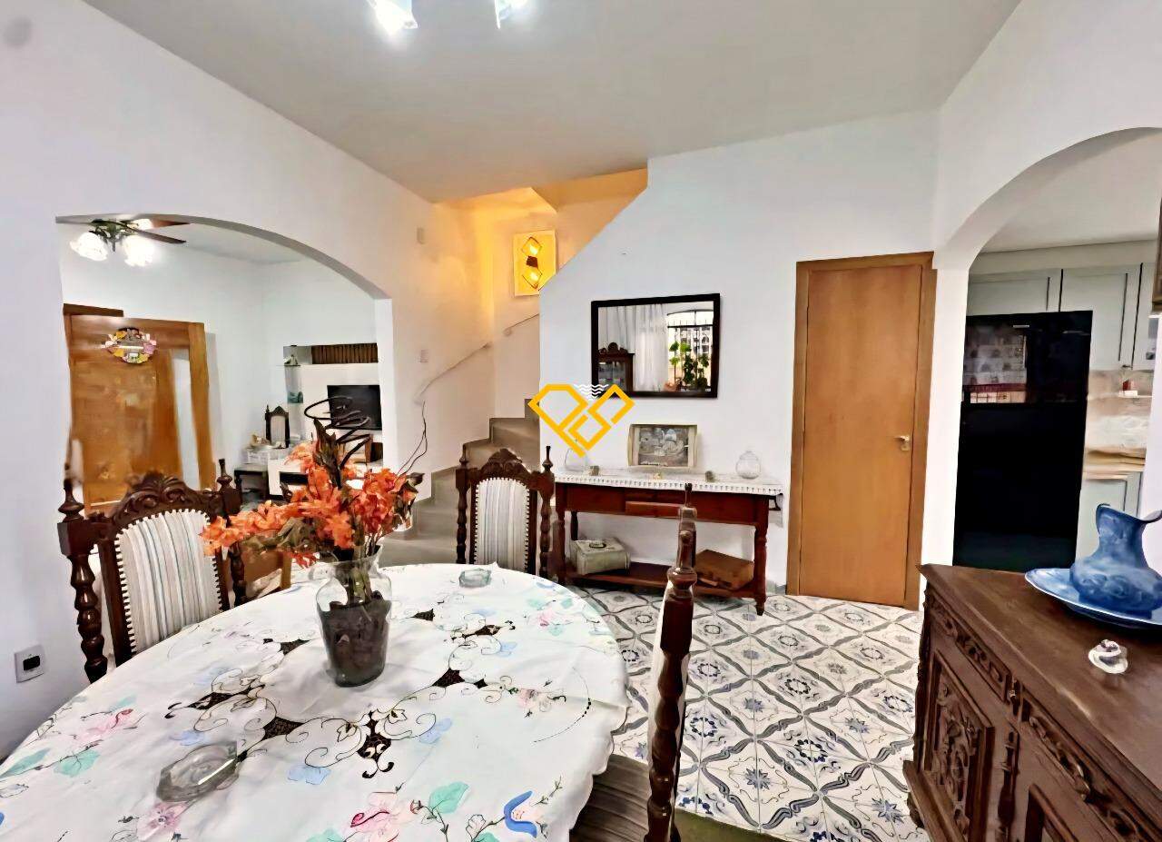 Casa à venda no Embaré: Sala