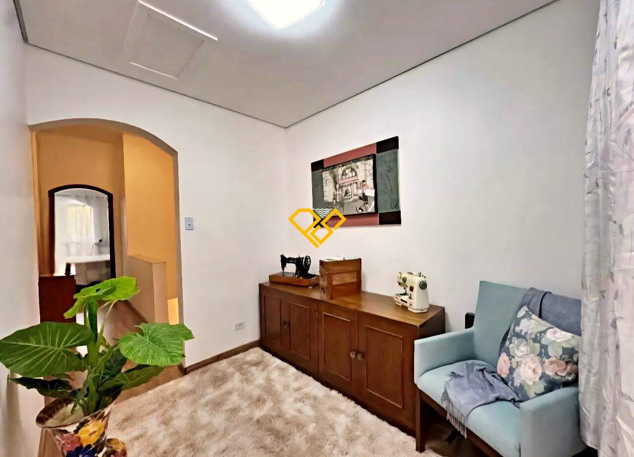 Casa à venda no Embaré: 