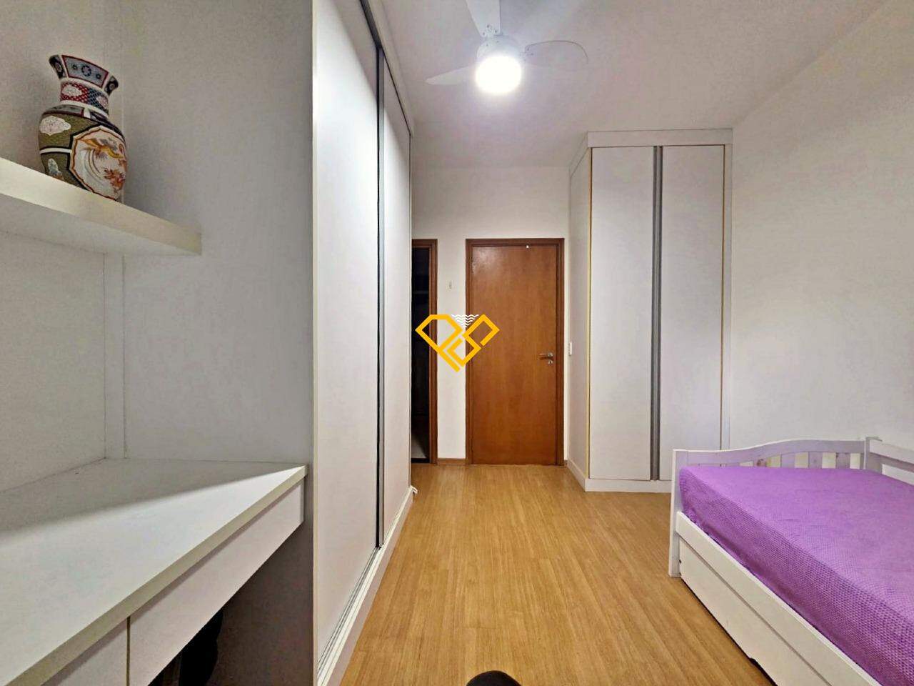 Apartamento à venda no Gonzaga: Suíte 4
