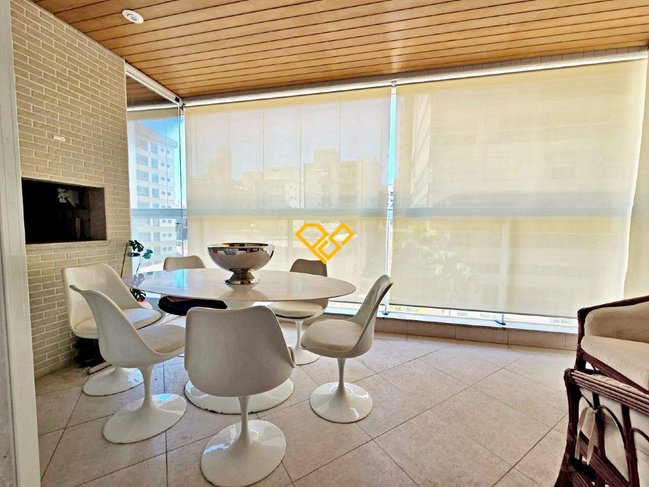 Apartamento à venda no Gonzaga: Varanda com churrasqueira
